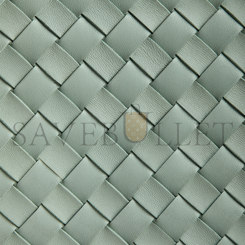 BOTTEGA VENETA LARGE PARACHUTE 796571VCPPT3401 (30*26*20cm) BOTTEGA VENETA LARGE PARACHUTE 796571VCPPT3401 (30*26*20cm)